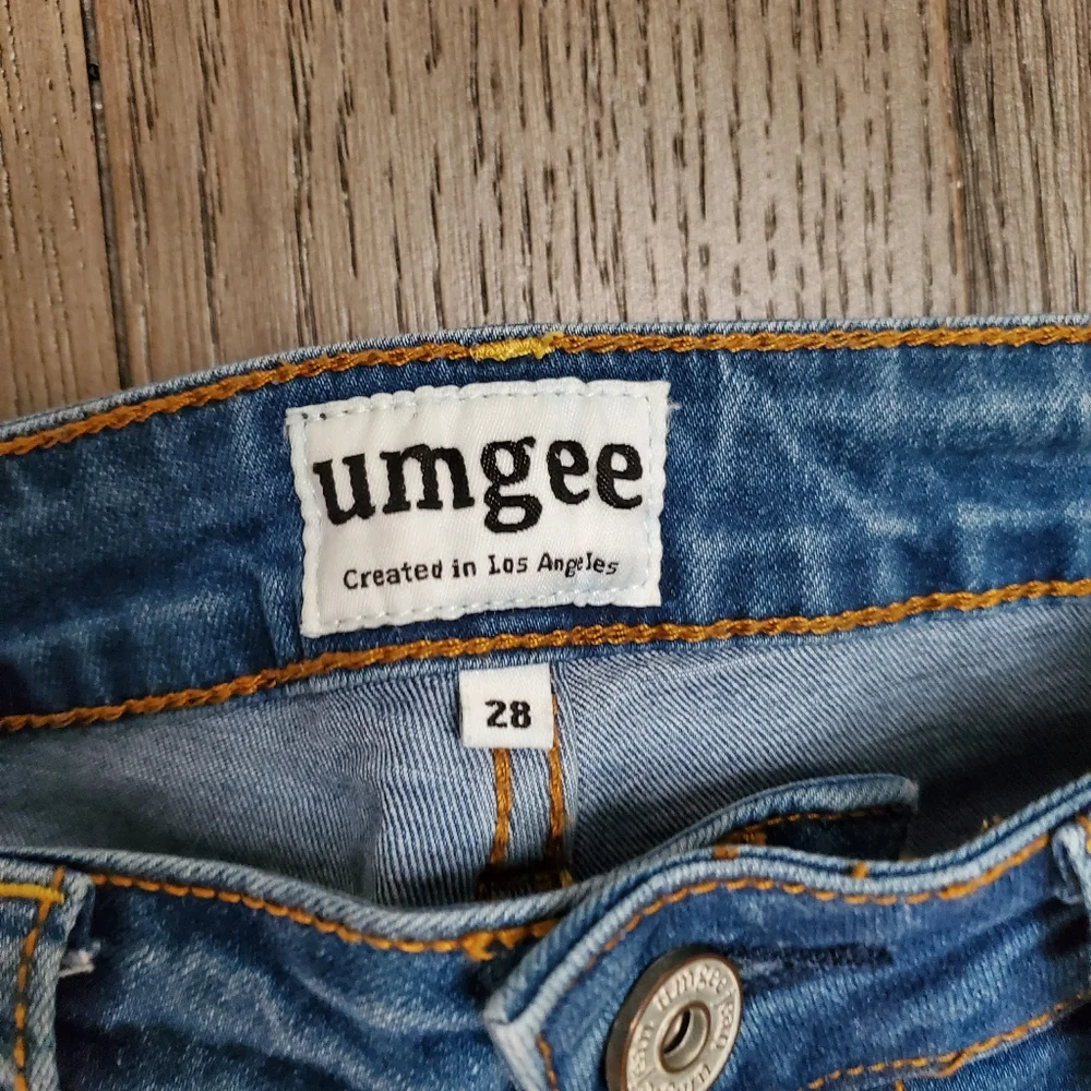 Umgee Los Angeles Denims - Picture 3 of 10